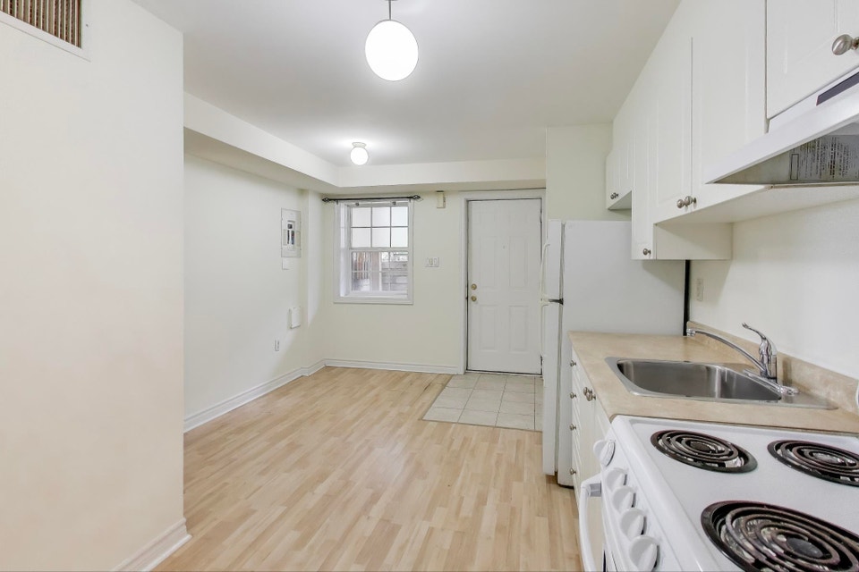 Cozy 1-Bedroom at Essa Gardens! 3