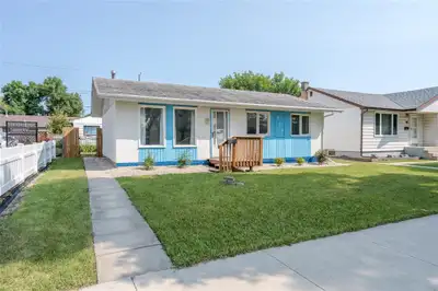 3K//Winnipeg/OPEN HOUSE 1-3:00 PM SATURDAY 8/22/2026 | Showings Start Thursday, July 30. Offers as r...