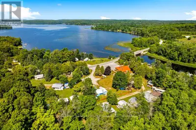 Well-managed and popular campground with licenced restaurant, on 8 acres along picturesque Dalhousie...