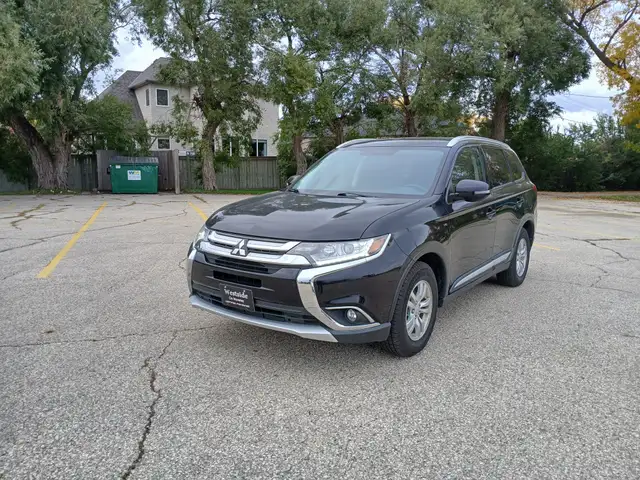 2016 Mitsubishi Outlander SE