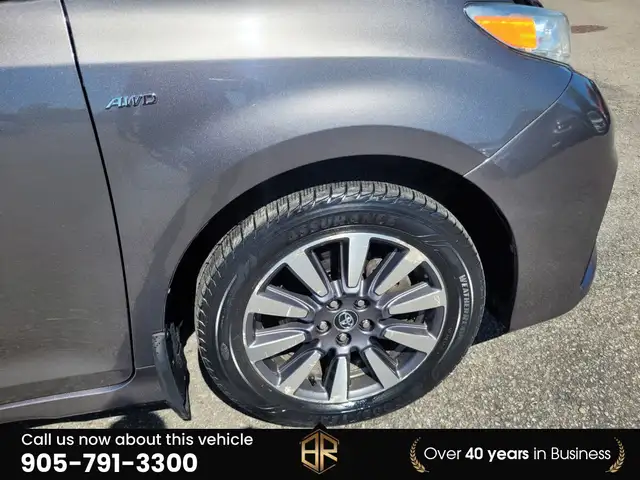 2018 Toyota Sienna LE | AWD | Power doors in Cars & Trucks in Mississauga / Peel Region - Image 50
