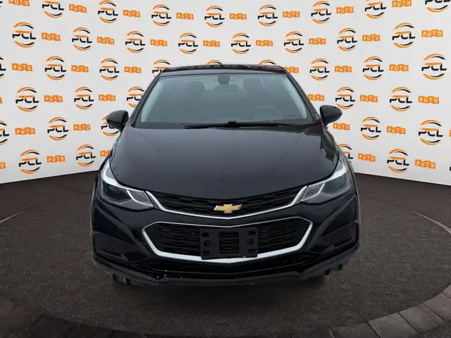 2018 Chevrolet Cruze Low Kms H.seat B.cam R.start 1yr warranty in Cars & Trucks in Edmonton - Image 3