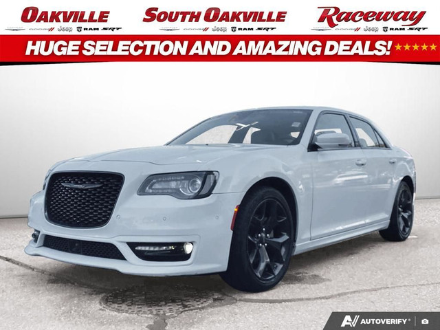 2023 Chrysler 300 300 Touring L | RWD | 3.6L V6 | NAVI | SUNROOF in Cars & Trucks in Oakville / Halton Region