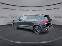 // ACCIDENT FREE!! // This 2024 Volkswagen Taos Comfortline FWD is a smart compact SUV for daily lif... (image 5)