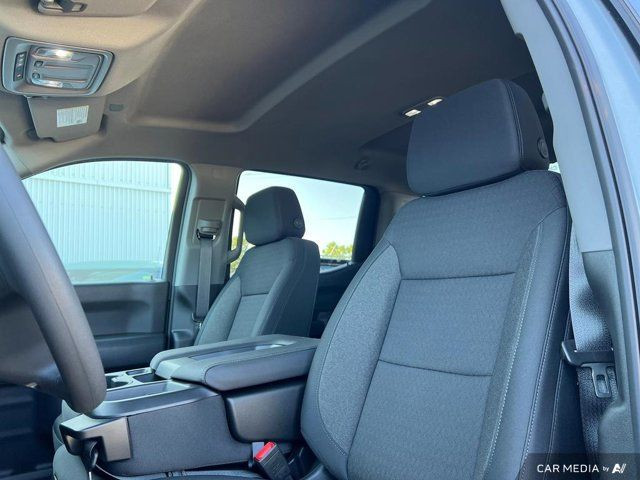 2025 Chevrolet Silverado 1500 Custom 4WD Crew Cab in Cars & Trucks in Strathcona County - Image 3