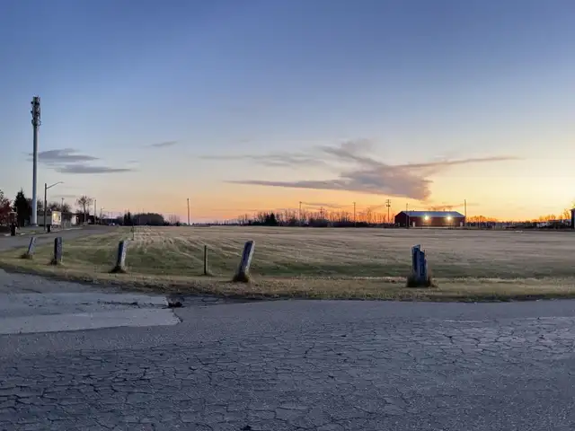 4712 53 Street Clyde, Alberta in Land for Sale in Edmonton - Image 4