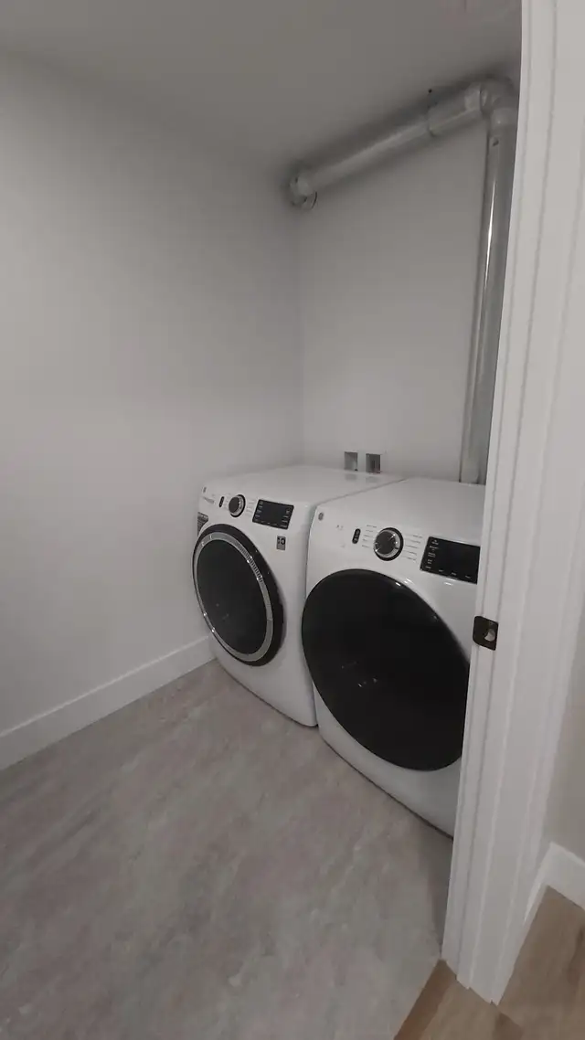 1Bed/1Bath Uptown Near Shopping, Available Feb.1,205-40 Patience in Long Term Rentals in Fredericton - Image 13