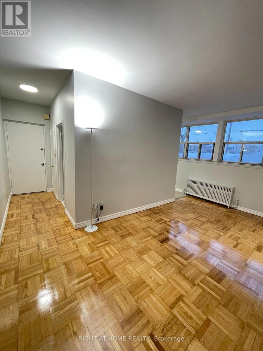 B12 - 33 FLAMBOROUGH DRIVE Toronto (Brookhaven-Amesbury), Ontari 5