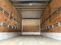 2018 Hino 195 Ryder Stock ID: 745228 Transmission Type/Speed: AUTO 6 Engine: DIESEL J05E-TP'13 210/2... (image 9)