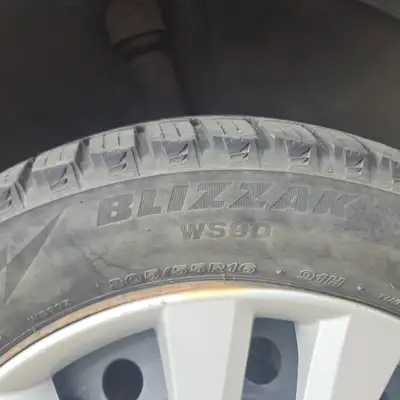 QUICK SALE OEM 205/55R16 NISSAN LEAF WHEELS BRIDGESTONE WINTER TIRES MUST GO! PRICED TO SELL FIRST C...