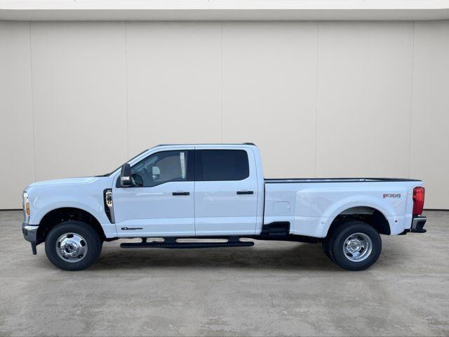 2026 Ford Super Duty F-350 DRW XLT in Cars & Trucks in Strathcona County - Image 2