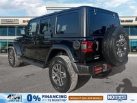 This Jeep Wrangler has a durable Regular Unleaded V-6 3.6 L/220 engine powering this Automatic trans... (image 2)