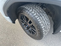 For Sale: 2020 GMC Sierra Elevation 2.7L Turbo 145,000 km This beautiful white 2020 GMC Sierra Eleva... (image 2)