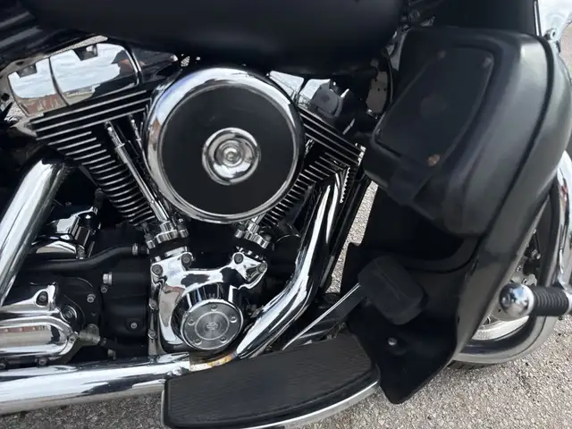 2003 Harley-Davidson Electra Glide ~ ELECTRA GLIDE POLICE ~ 88CI in Sport Touring in City of Toronto - Image 27