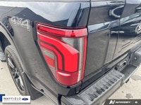 2025 Ford F-150 Lariat Blue Metallic 502A Mobile Office Pkg Wireless charging Pad Lariat Blk Appeare... (image 8)