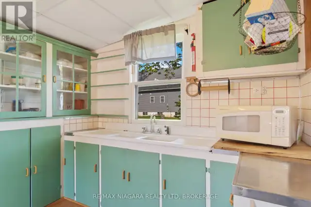 10953 LAKESHORE ROAD Wainfleet (Lakeshore), Ontario in Houses for Sale in St. Catharines - Image 23