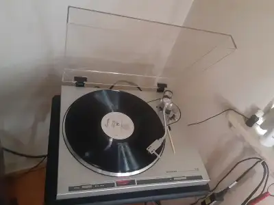 Vintage PIONEER Quartz lock Turntable, View more