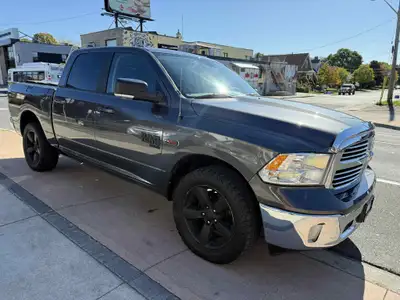2019 RAM 1500 CREW CAB CLASSIC SLT 3.0 L 6 CYLINDER ECO DIESEL 4x4 167,000 KM CLEAN TITLE CARFAX AVA...