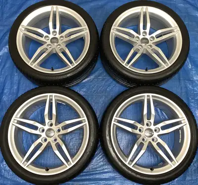 *****BRAND NEW DEALER TAKE OFFS***** Selling a beautiful set of BRAND NEW original 2020 Audi A5 / S5...