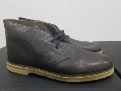 NEW Clarks DESERT BOOTS Chukka KHAKI LEATHER $145 Men's 11 Shoes, View more