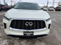 Drive in refined luxury with this 2022 Infiniti QX60 Sensory AWD — a fully redesigned 3-row SUV that... (image 4)