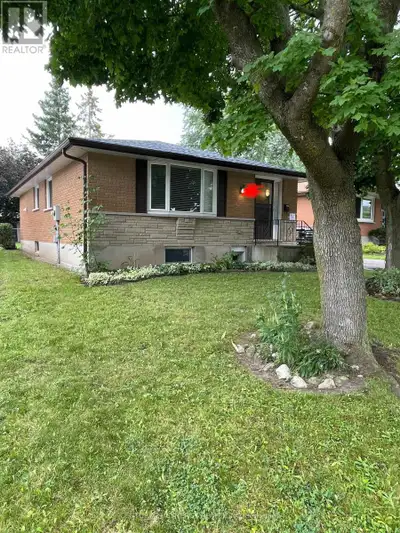 UPPER - 275 TOLL GATE BOULEVARD Waterloo, Ontario