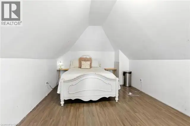 44 HOLTON Avenue N Hamilton, Ontario in Houses for Sale in Hamilton - Image 24