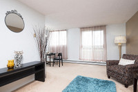 Located steps from the Rideau River and a short drive from downtown, Riverside Towers in Ottawa Sout... (image 8)
