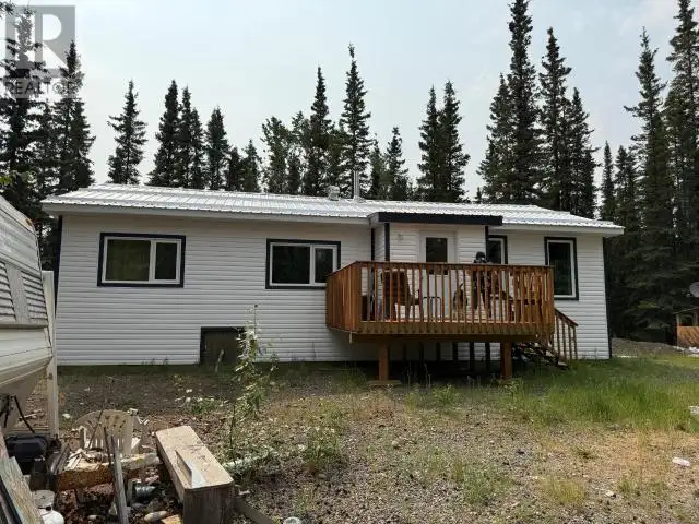 104 GUDER DRIVE Carmacks, Yukon in Houses for Sale in Whitehorse - Image 2