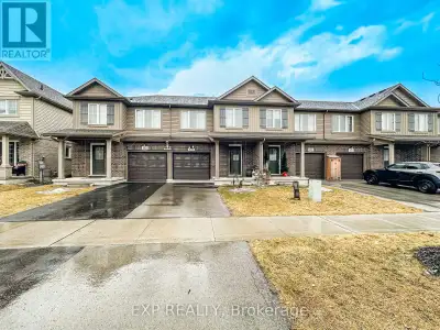 Welcome to this bright & inviting 3 Bedroom townhome, built in 2019 by Mountainview Homes. Located i...