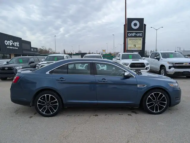 2018 Ford Taurus Limited | Blind Spot Monitoring | Cooled Seats in Cars & Trucks in Winnipeg - Image 4