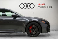 This Audi RS 6 Avant delivers a Twin Turbo Gas/Electric V-8 4.0 L/244 engine powering this Automatic... (image 4)