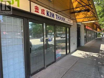 Great location!, lots of traffic great for your business here!!! This unique unit has a 4' X 6' buil...