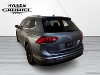 AUCUN ACCIDENT RAPPORTE A CARFAX - TOIT OUVRANT - CAMERA DE RECUL - BLUETOOTH - CUIR Comes equipped... (image 5)