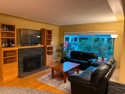 Bright 3-Bedroom Upper Suite in Downtown Kelowna • 3 bedrooms, 1 bathroom • Bright and clean with wo...