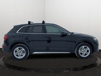 Experience the ultimate in European refinement and all-weather confidence in this premium compact SU... (image 4)