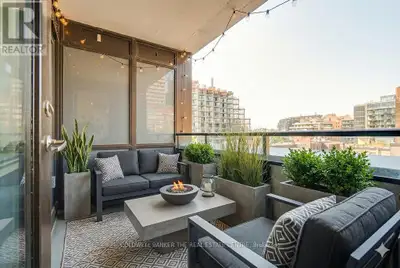 Welcome to stylish boutique living in the heart of vibrant King West. This beautiful 1 bedroom suite...