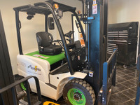 GoElectra FB25 5000LB CAP Electric Forklift