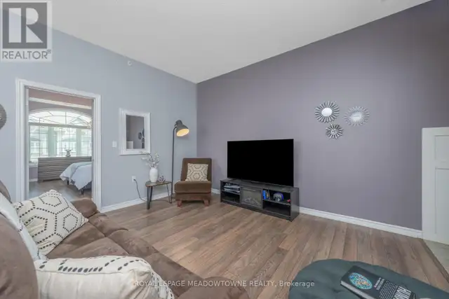 415 - 1440 MAIN STREET E Milton (DE Dempsey), Ontario in Condos for Sale in Oakville / Halton Region - Image 9