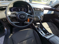 LOW KMS! AWD, APPLE CARPLAY/ANDROID AUTO, HANDSFREE BLUETOOTH, FORWARD COLLISION WARNING, LANE KEEP... (image 7)