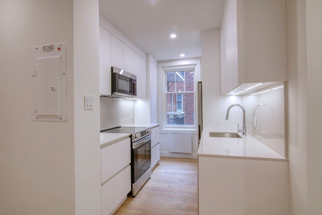4557 Sherbrooke St W — photo 3