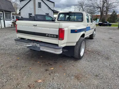 1992 Ford F-350 XLT Dually - 7.5L Ford classic!, View more