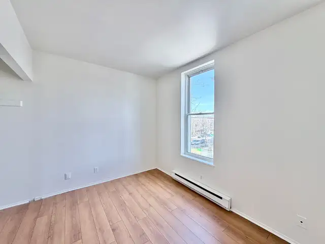 3 et demi - Hochelga - Électros inclus - Dispo maintenant! in Long Term Rentals in City of Montréal - Image 9