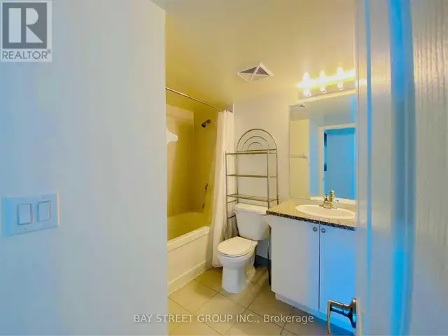 1115 - 25 LOWER SIMCOE STREET Toronto (Waterfront Communities),  in Long Term Rentals in City of Toronto - Image 12