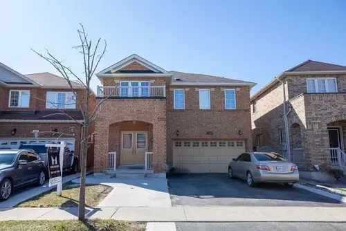 Detached, Carpet Free House Near WILLIAMS PKWY & JAMES POTTER ROAD INTERSECTION Ground and 2nd Floor...