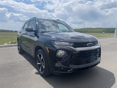 AMVIC Licensed Dealer The 2025 Chevrolet Trailblazer RS is a sporty and agile compact SUV, designed...