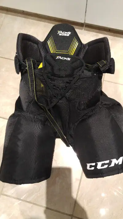 CCM Tacks 5092 Junior Hockey Pants.Size Jr S/P, View more