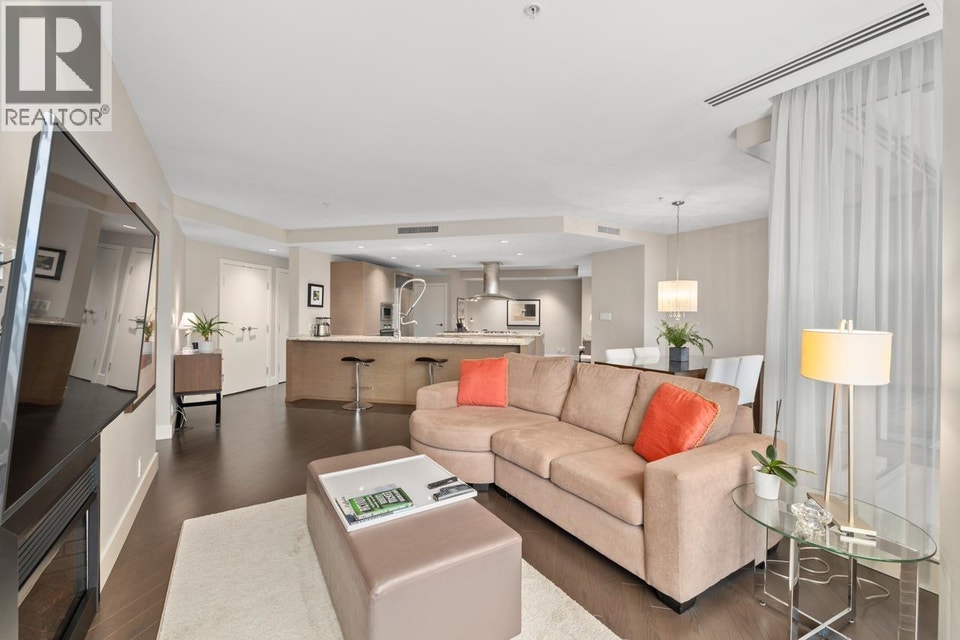 2601 1111 ALBERNI ST Vancouver, British Columbia 5