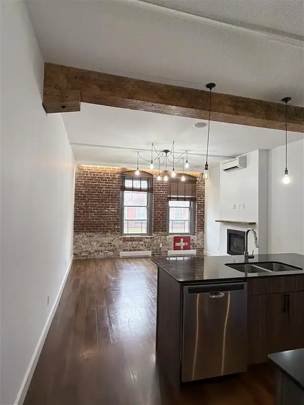 89 Princess Street Suite 206 in Long Term Rentals in Saint John - Image 5