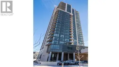 Luxurious, bright and sunny condo in a prime location - Downtown Brampton. It has a modern design wi...